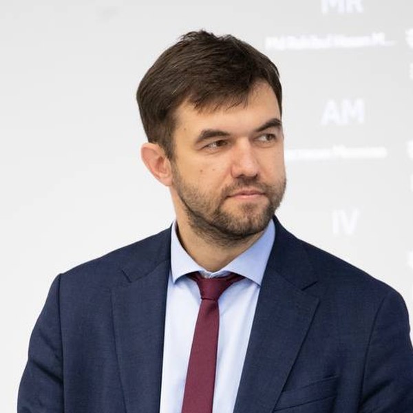 Е.В. Погребняк